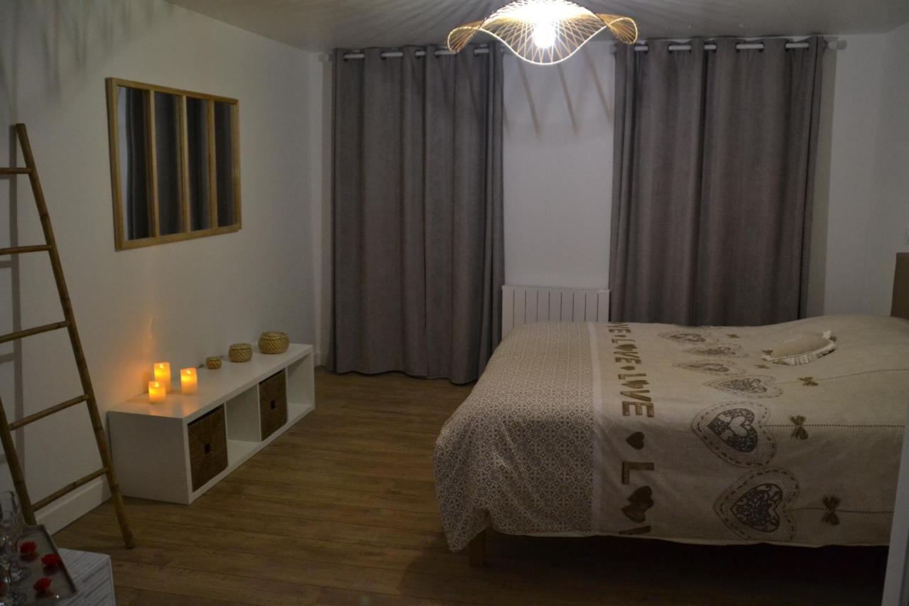 Triplex 110 M2 Centre Historique Avec Jacuzzi Dinan Apartment Ngoại thất bức ảnh