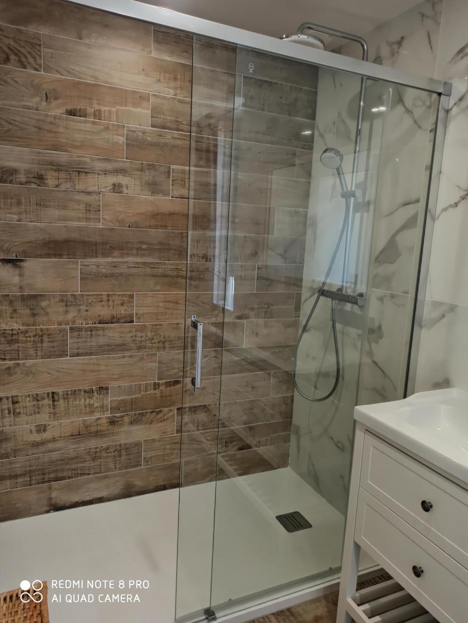 Triplex 110 M2 Centre Historique Avec Jacuzzi Dinan Apartment Ngoại thất bức ảnh